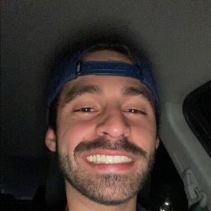 Meet your Posher, Luis